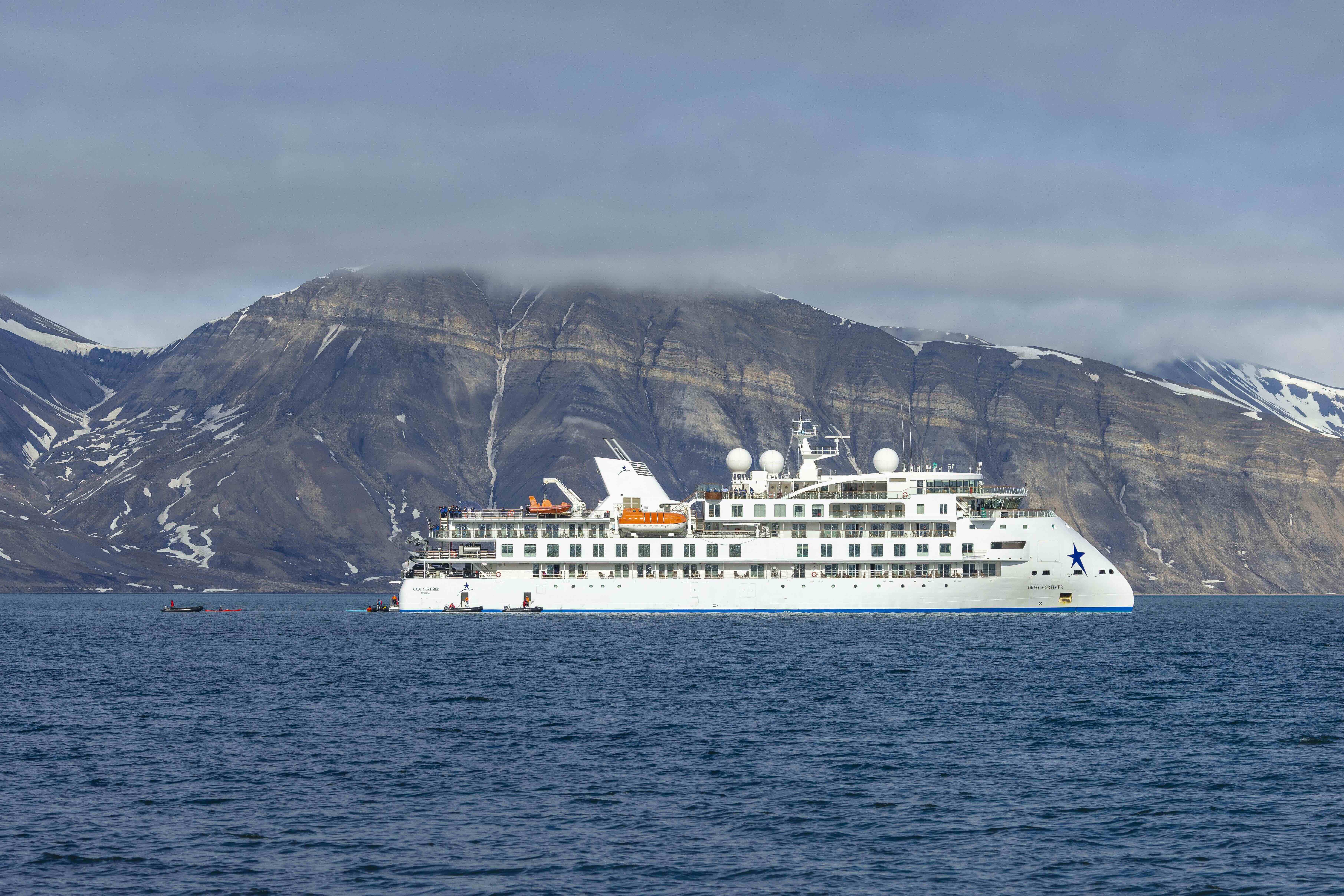 Alaska's Inside Passage and Hubbard Glacier